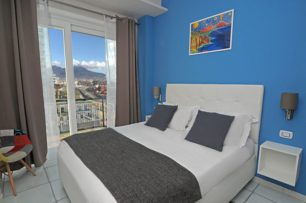 La Casa di Giorgio Bed & Breakfast in the center of Naples | Rooms, reservation